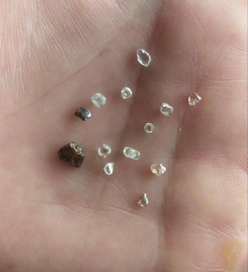 Preciso: PRF apreende diamantes sendo transportados ilegalmente em RO