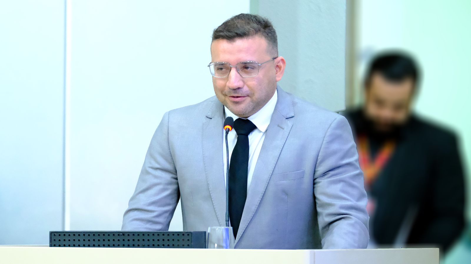 Deputado Ribeiro ressalta nova grade de cursos na Escola do Legislativo