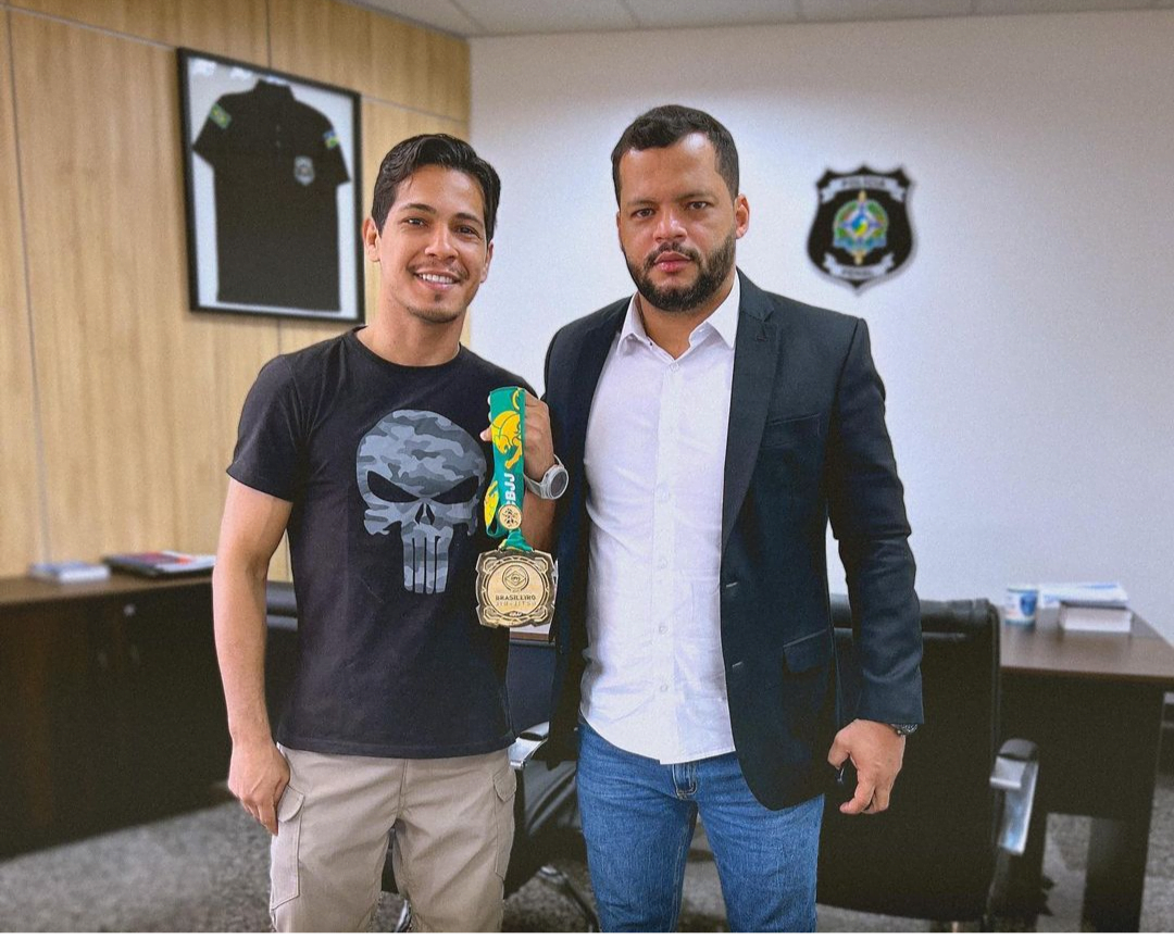 Deputado Edevaldo Neves recebe em seu gabinete o campeão mundial de Jiu-jitsu e policial Penal do estado de Rondônia, após vitória em campeonato em SP