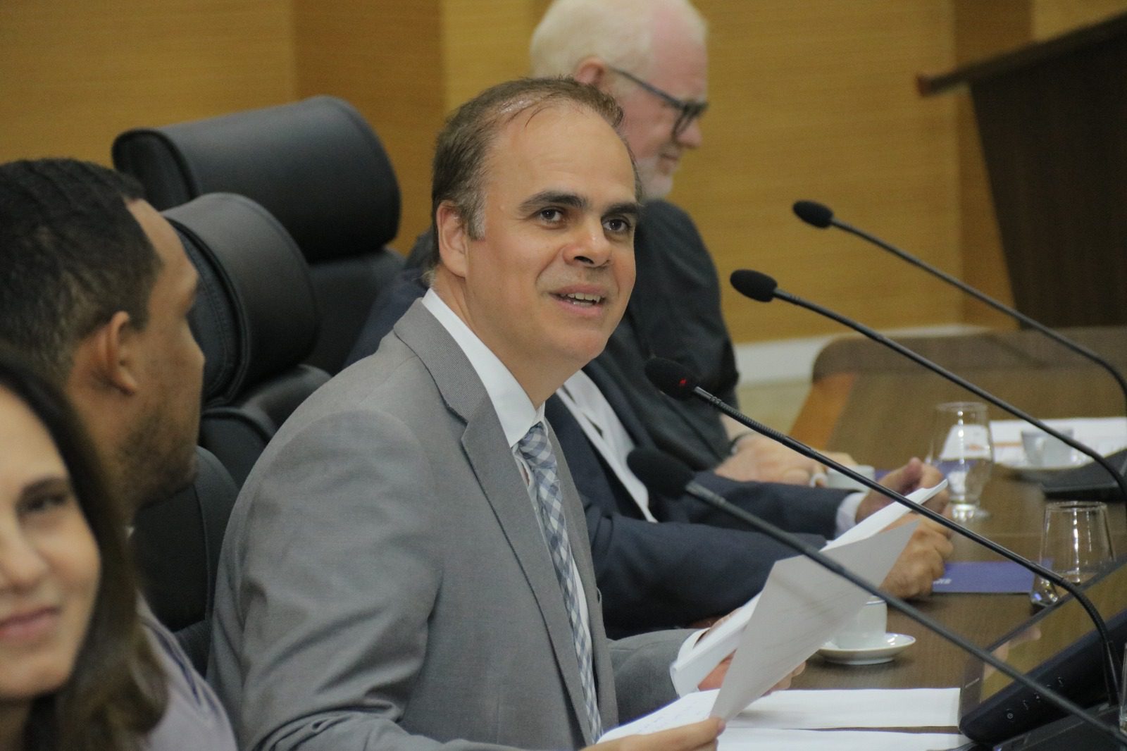 Deputado Alan Queiroz indica a instalação de tubos de concretos no município de Nova União