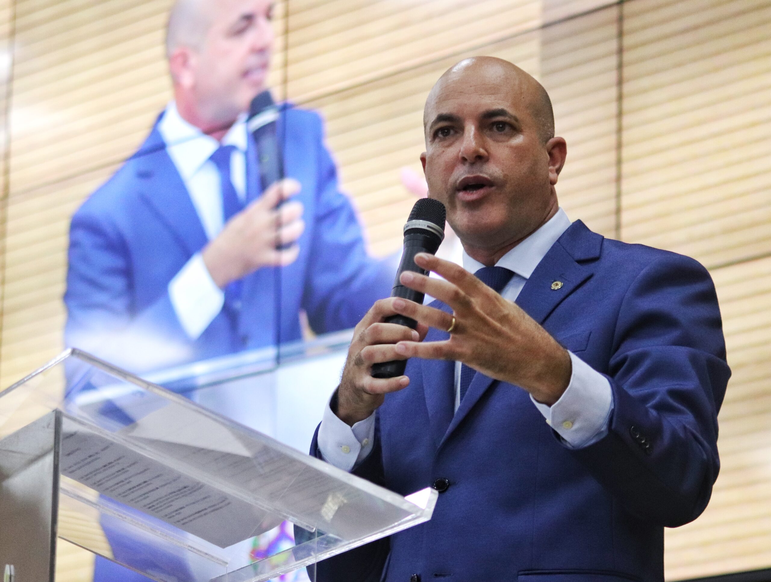 Ismael Crispin faz apelo por melhorias na aviação durante 1º Fórum das CCJR
