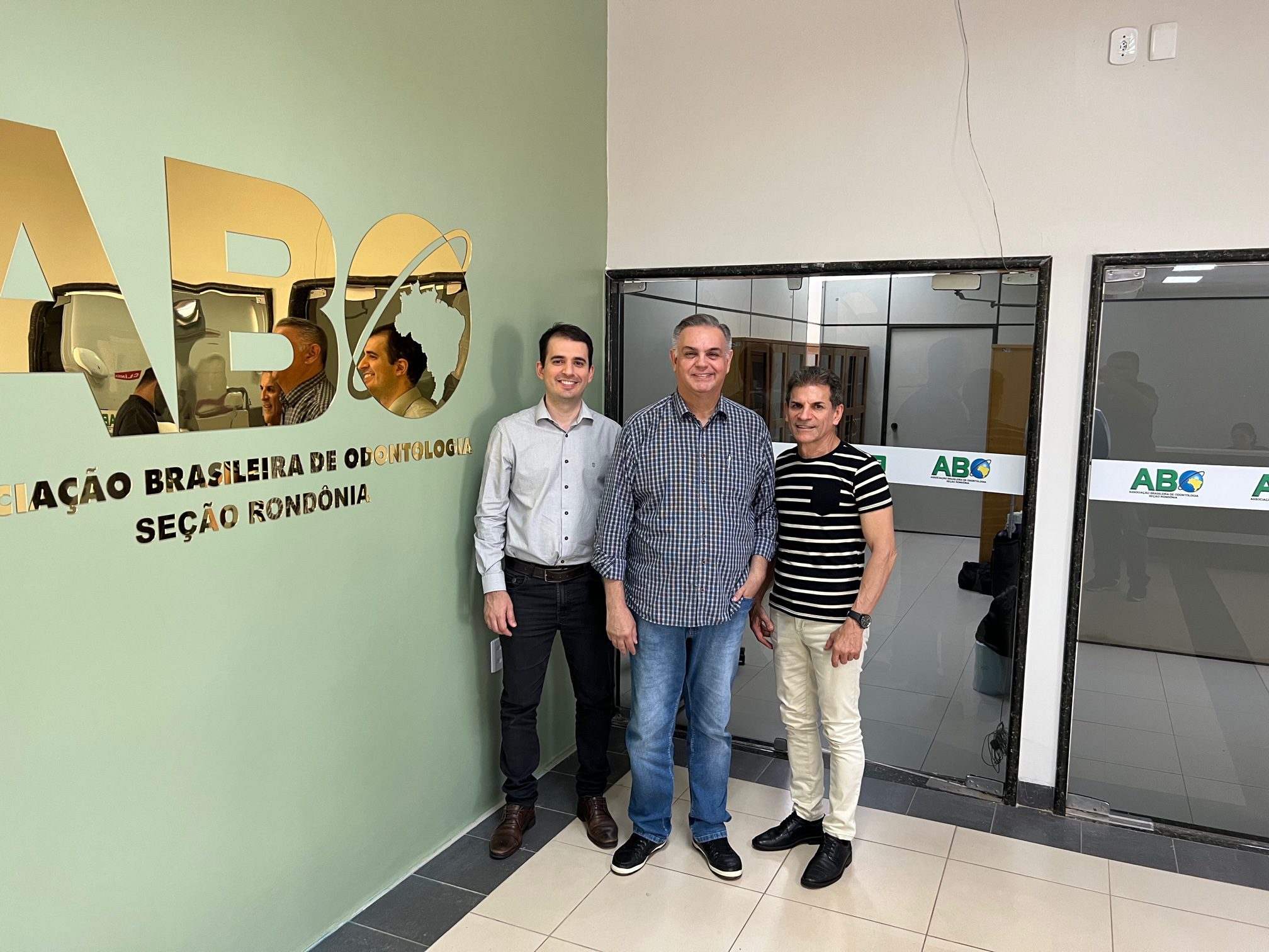 Dr Vasques é o novo presidente da Seção da Associação Brasileira de Odontologia