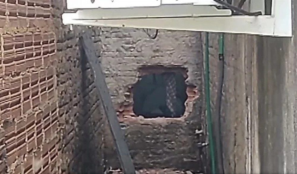 Criminosos fazem buraco na parede e arrombam cofre de lotérica no interior de RO