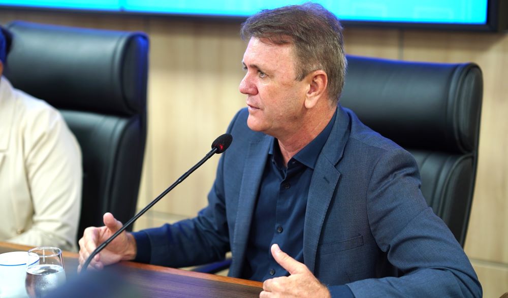 Deputado Luizinho Goebel denuncia que educação tem o pior auxílio alimentação de todas as secretarias do estado