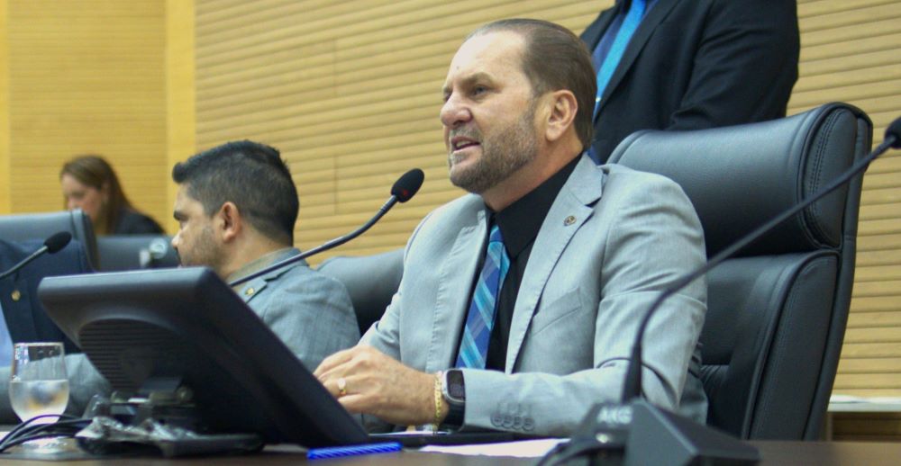 Cirone Deiró celebra os 41 anos da Constituição do Estado de Rondônia