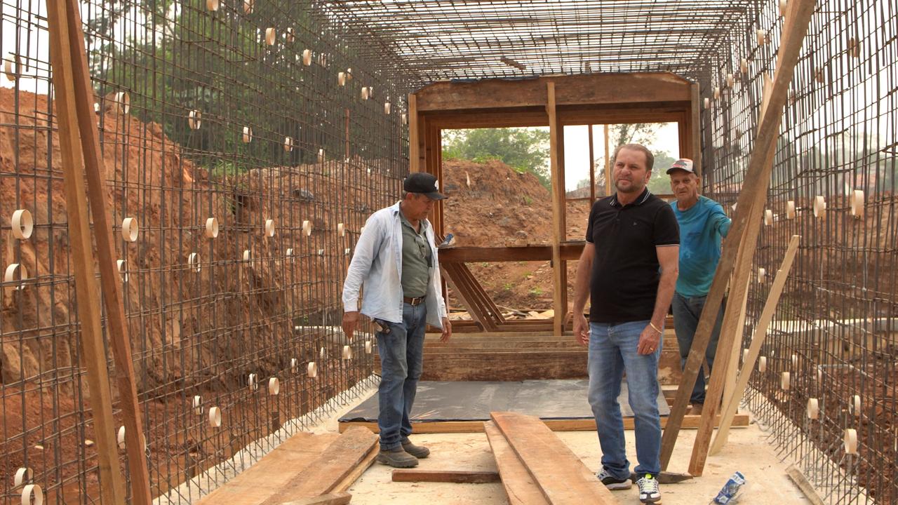 Cirone acompanha execução de obras em Cacoal