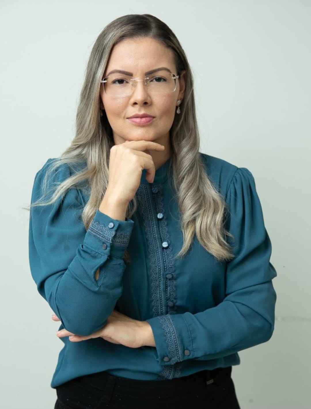 Vereadora Sofia Andrade (PL) reivindica iluminação pública em trecho da BR-364