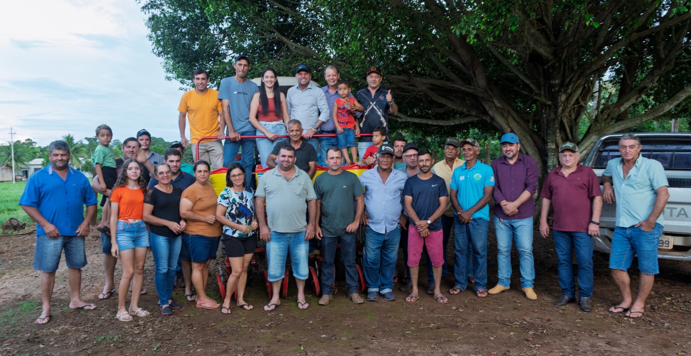 Cirone entrega implementos agrícolas e fortalece  produtores em Colorado do Oeste