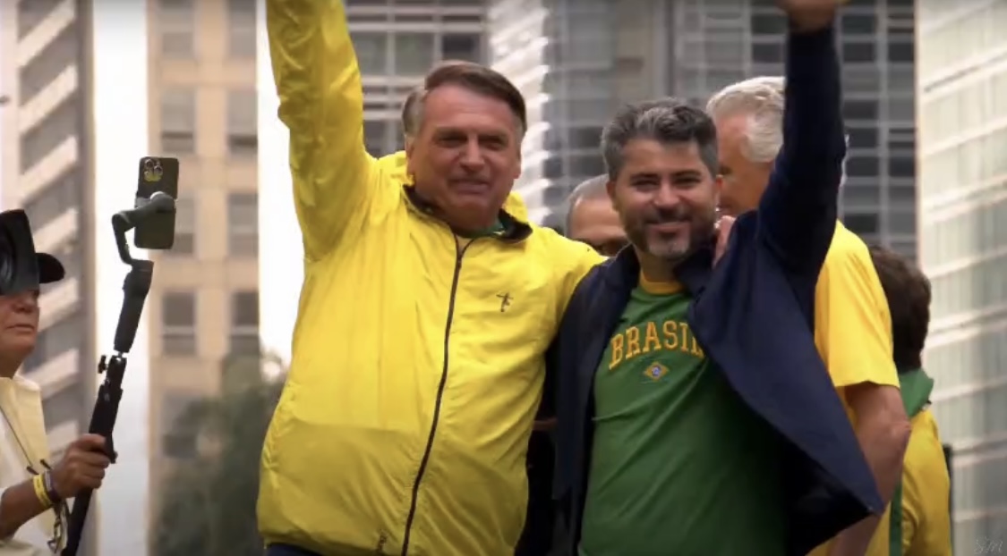 Senador Marcos Rogério participa de manifestação pró-anistia ao lado de Bolsonaro na Avenida Paulista