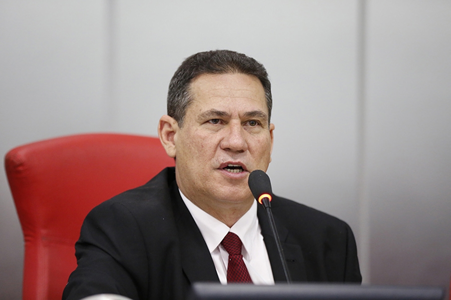 Ex-presidente da ALE-RO, Maurão de Carvalho, deixa prisão