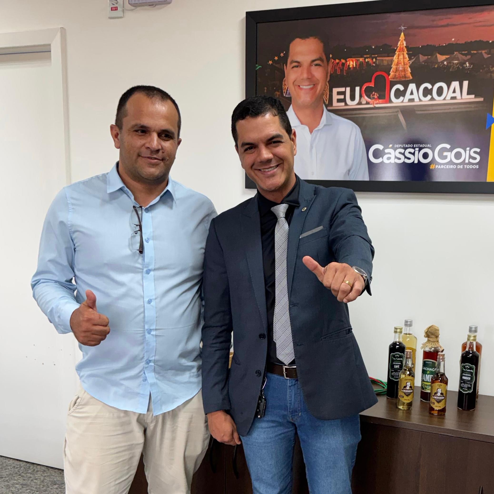 Deputado Cássio Gois libera R$ 100 mil para etapa de Motocross em Theobroma
