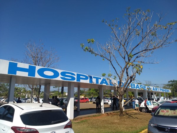 Mais segurança e cuidado para quem precisa: Hospital de Base recebe nova iluminação na frente da unidade após articulação do vereador Nilton Souza