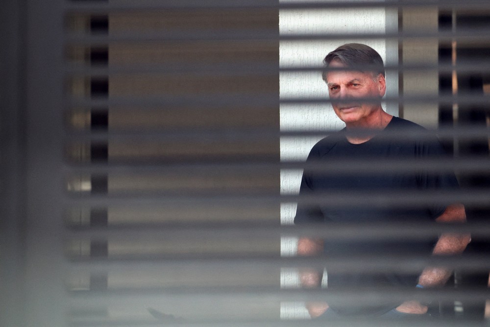 Primeira Turma do STF decide manter prisão preventiva de Bolsonaro por unanimidade