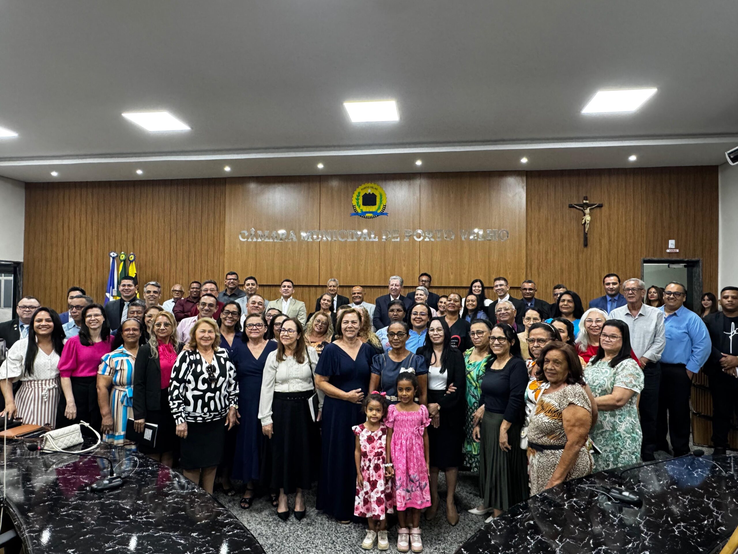 Pedro Geovar exalta legado de fé do Pastor Nelson Luchtenberg durante sessão solene na Câmara