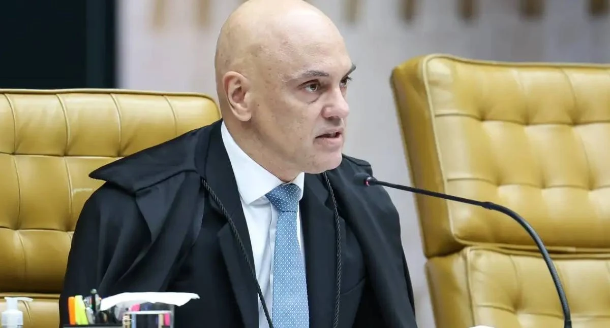 Alexandre de Moraes se declara impedido de analisar mandado de segurança sobre registros no Senado