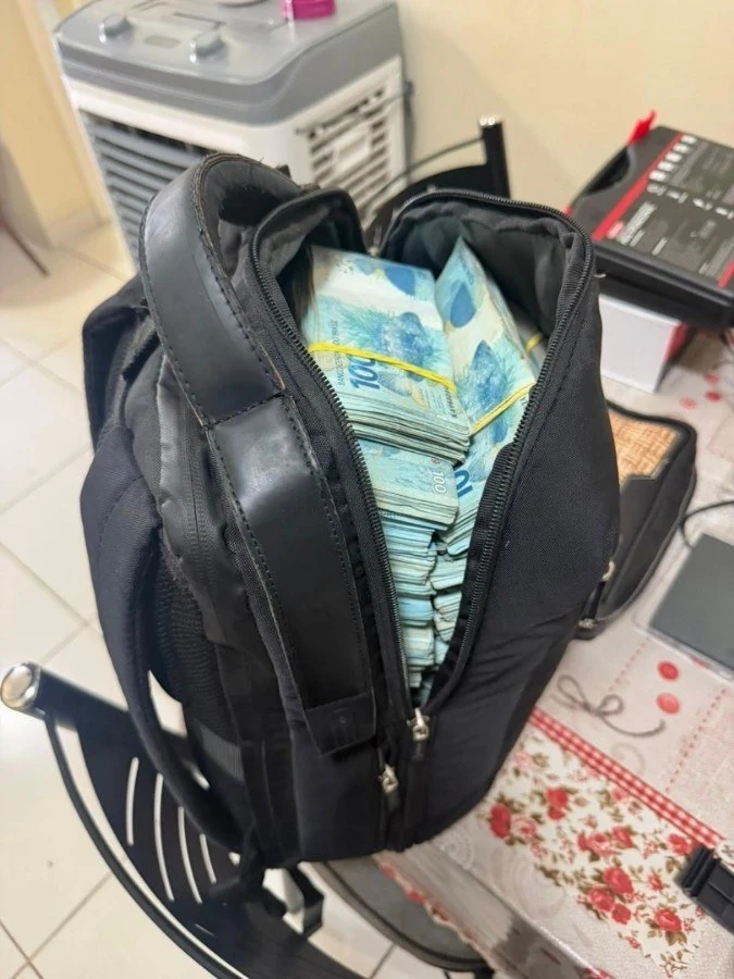PF encontra aproximadamente R$ 1 milhão em espécie e prende três no decorrer de operações no Acre