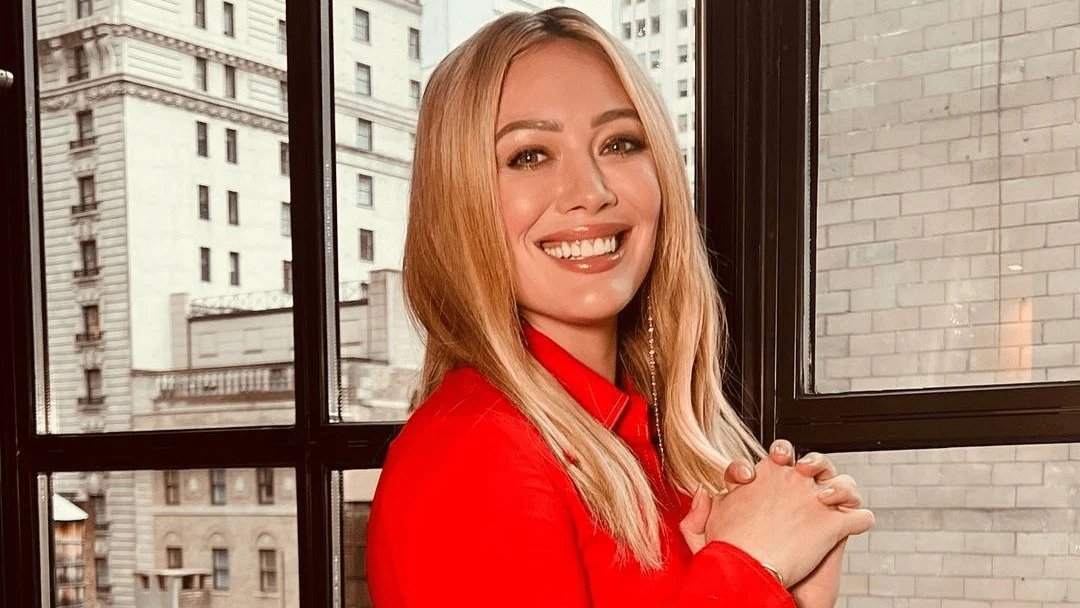 Hilary Duff divulga show em São Paulo para 2027; saiba mais | CNN Brasil