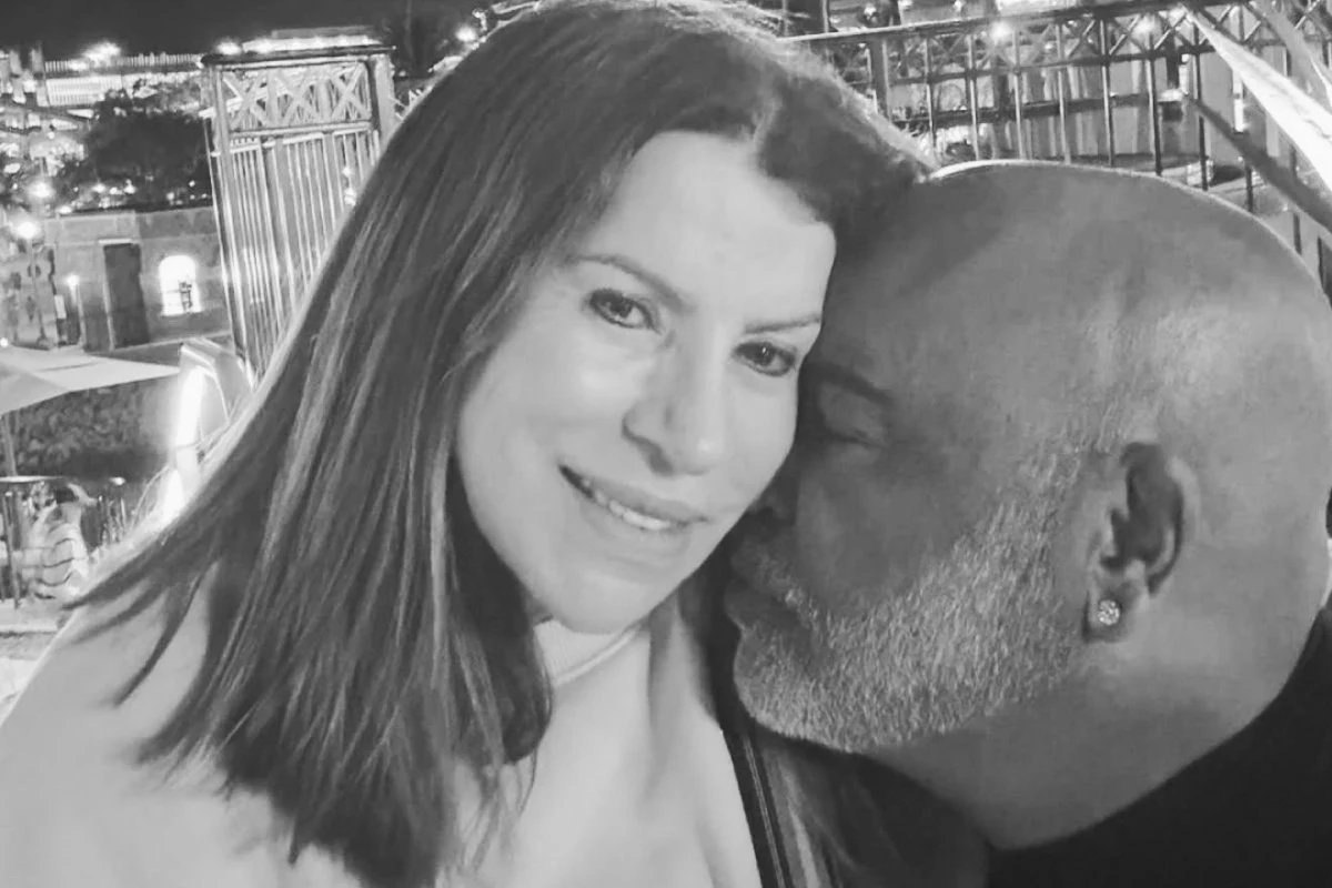 Viúva de Rick lamenta: 'Como me despeço depois de 42 anos?'