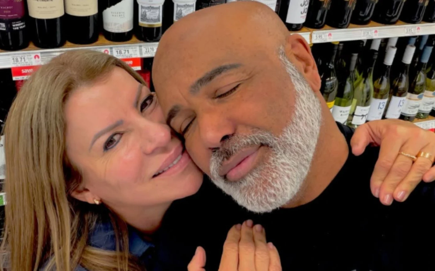 Viúva do cantor Rick se despede depois de morte em SC: 'Amor eterno' | G1