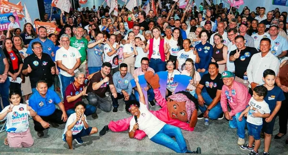 Rumo ao Senado: Sílvia Cristina faz grande reunião em Vilhena