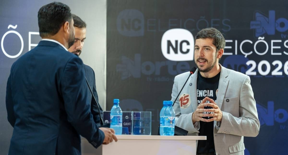Pedro Abib enfrenta debate da TV Norte enquanto quatro candidatos viram as costas para Rondônia