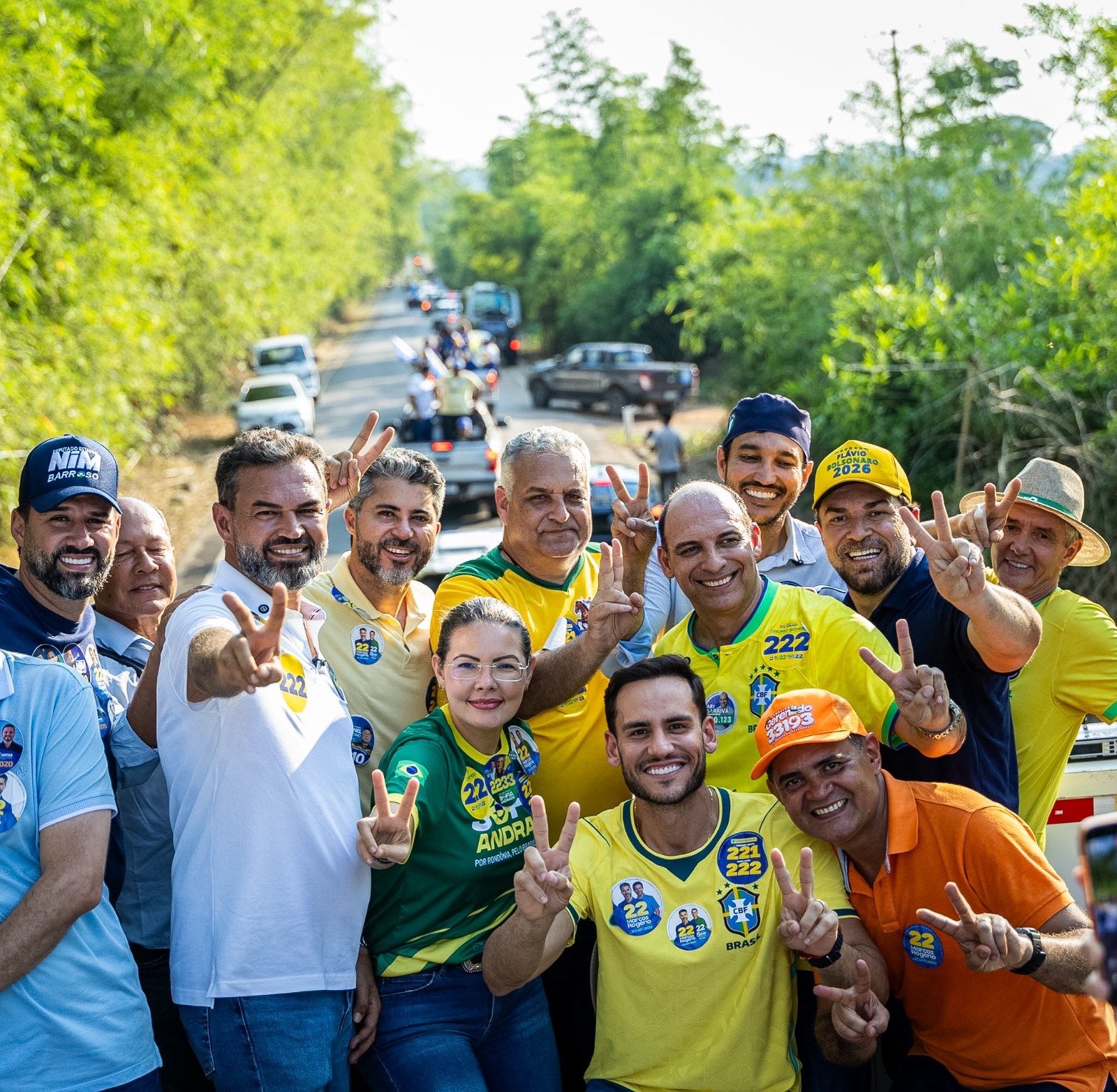 Marcos Rogério e vice de Flávio Bolsonaro mobilizam multidões pelo interior de Rondônia