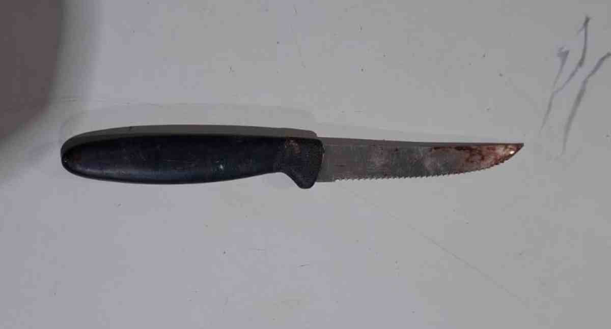 Homem é encontrado ferido com golpes de faca nos fundos de residencial na zona Leste de Porto Velho