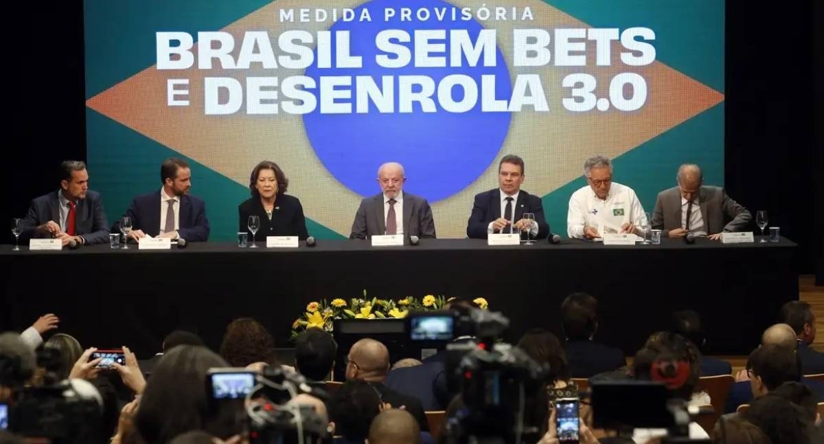 Lula assina medida provisória que institui terceira fase do programa Desenrola Brasil