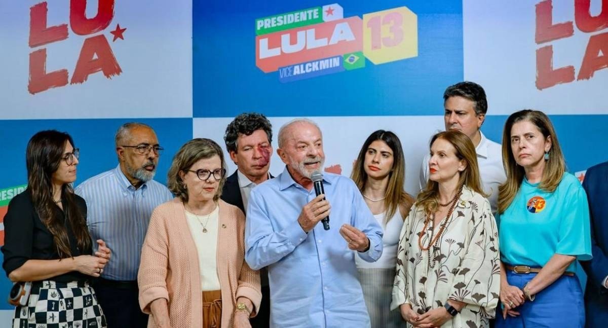 Lula cobra posição do PL sobre fim da escala 6x1 e critica propostas de corte de despesas