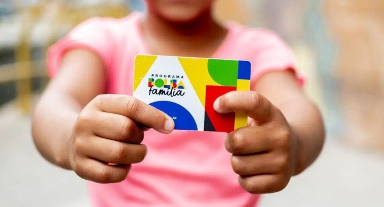 Beneficiários com NIS de final 2 recebem Bolsa Família de outubro