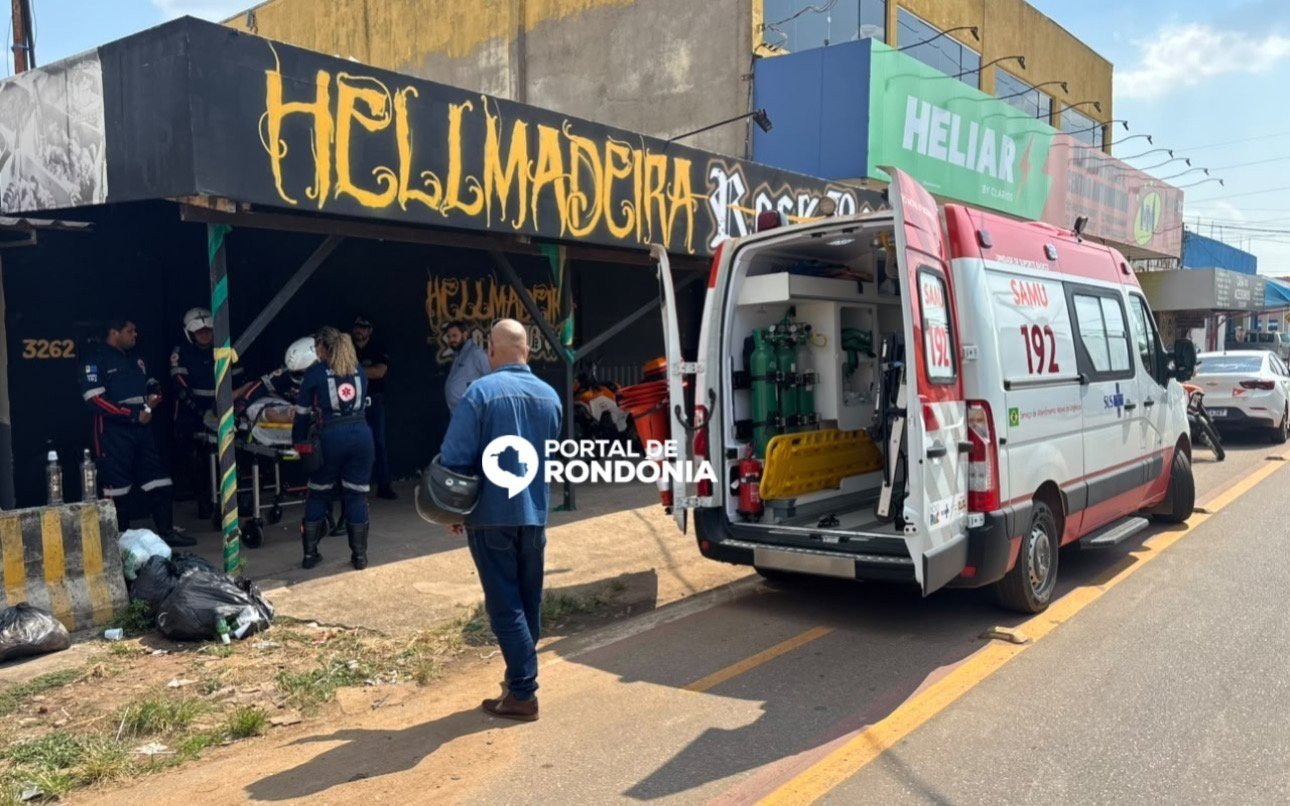 Motociclista fica ferido após colisão entre moto e caminhonete em cruzamento