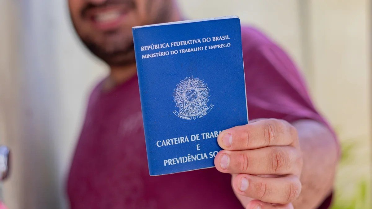 Sine abre 131 vagas de emprego na capital; veja como se candidatar