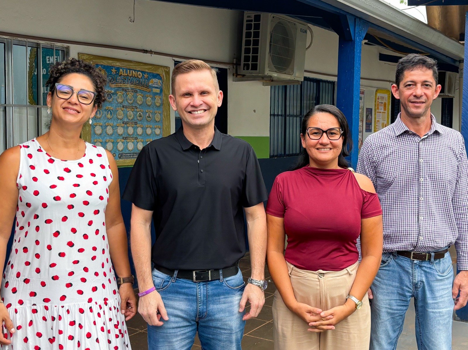 VEREADOR PASTOR BRUNO LUCIANO VISITA ESCOLA JOÃO AFRO VIEIRA E REFORÇA COMPROMISSO COM A COMUNIDADE ESCOLAR