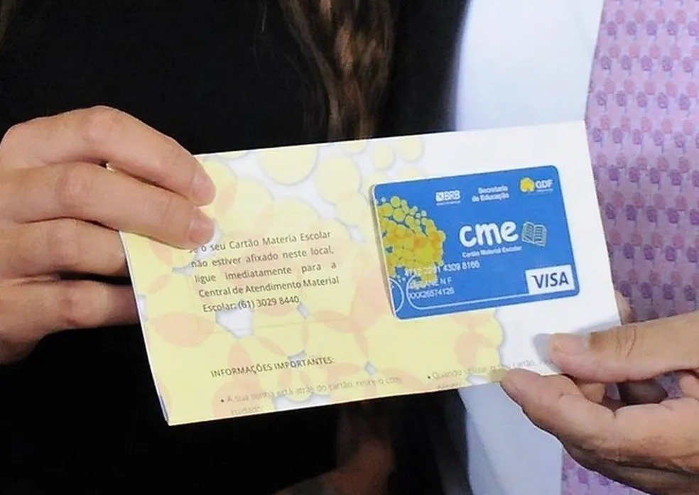 Lei de deputado Alan Queiroz pode beneficiar famílias de estudantes da rede pública estadual com cartão material escolar